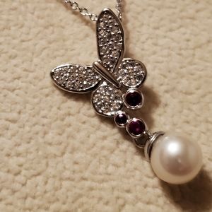 Vantel pearls fluffy necklace